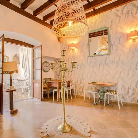 Guest house Hotelet Oms Mozart By Rentallorca Petra (Mallorca)